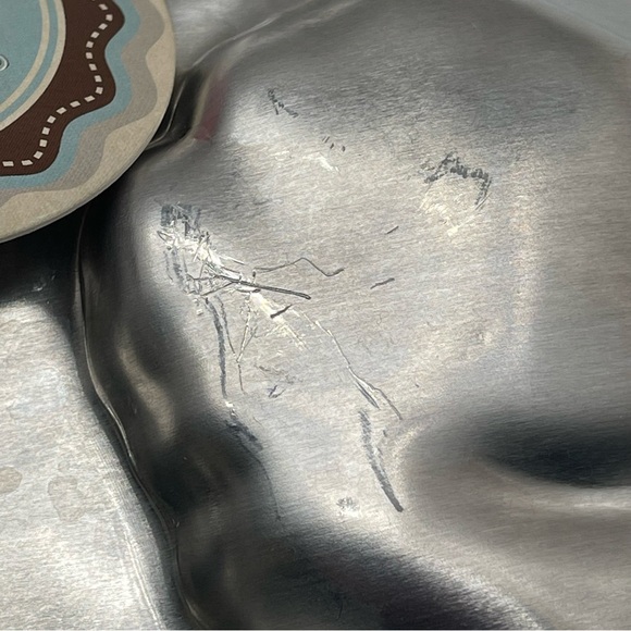 Nordic Ware 3D Aluminum Stand Up Rabbit Cake Pan Easter Bunny Vintage Inspired - Picture 12 of 12